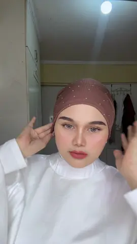 Nasa basket na mga sisyyyy #rhinestones #foryoupage #trending #foryou #viral 