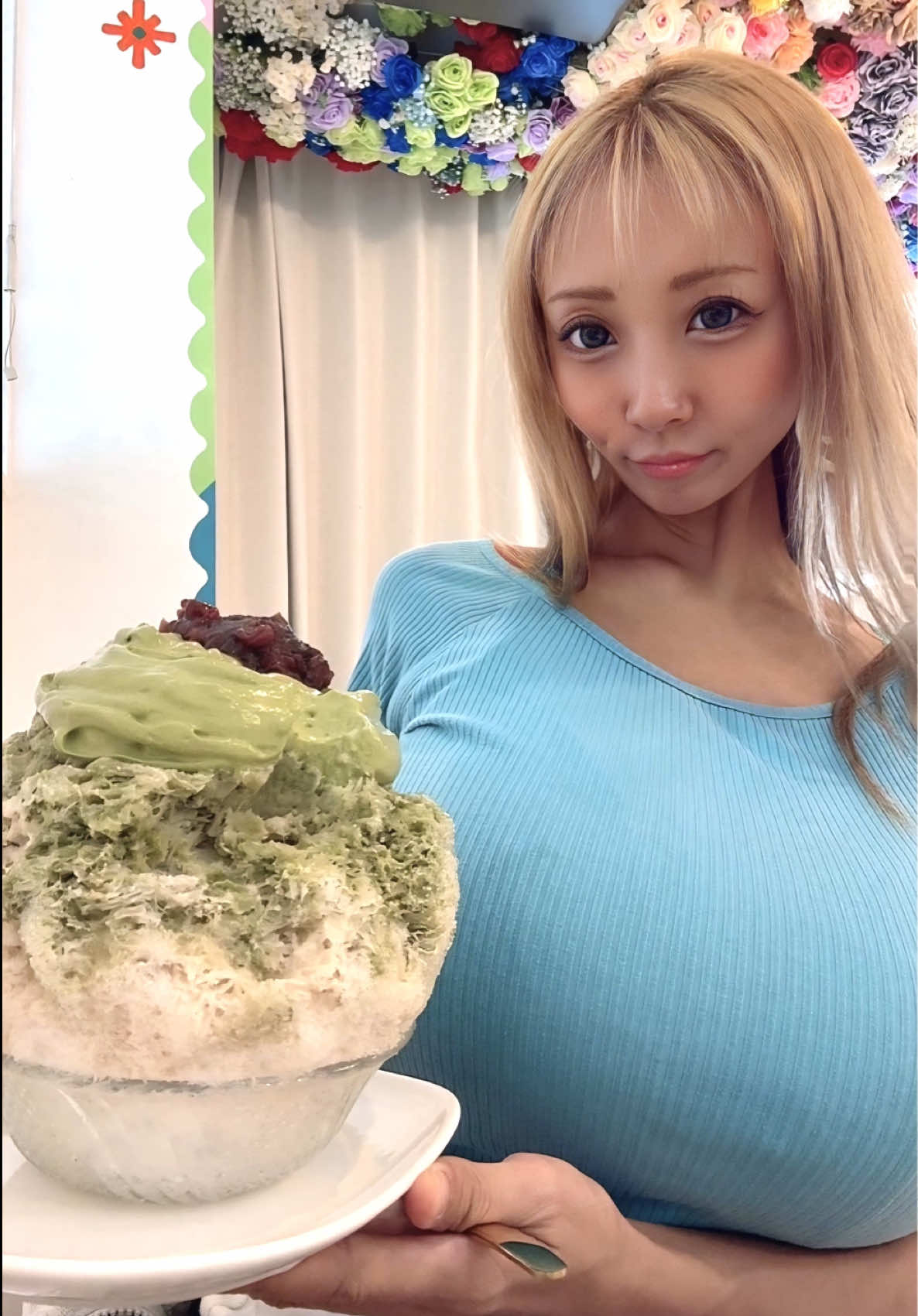 すっごいおっきいの伝わる？😳🍧 @cheerupcafe中野 