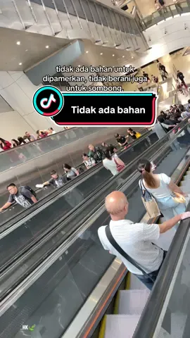 Tidak ada bahan untuk dipamerkan, tidak berani juga untuk sombong, bolak-baliknya nasib manusia tidak ada yang tau #xyzbca #aesthetic #quotesaesthetic #tiktokhongkongindonesia🇭🇰🇮🇩 #fyp 