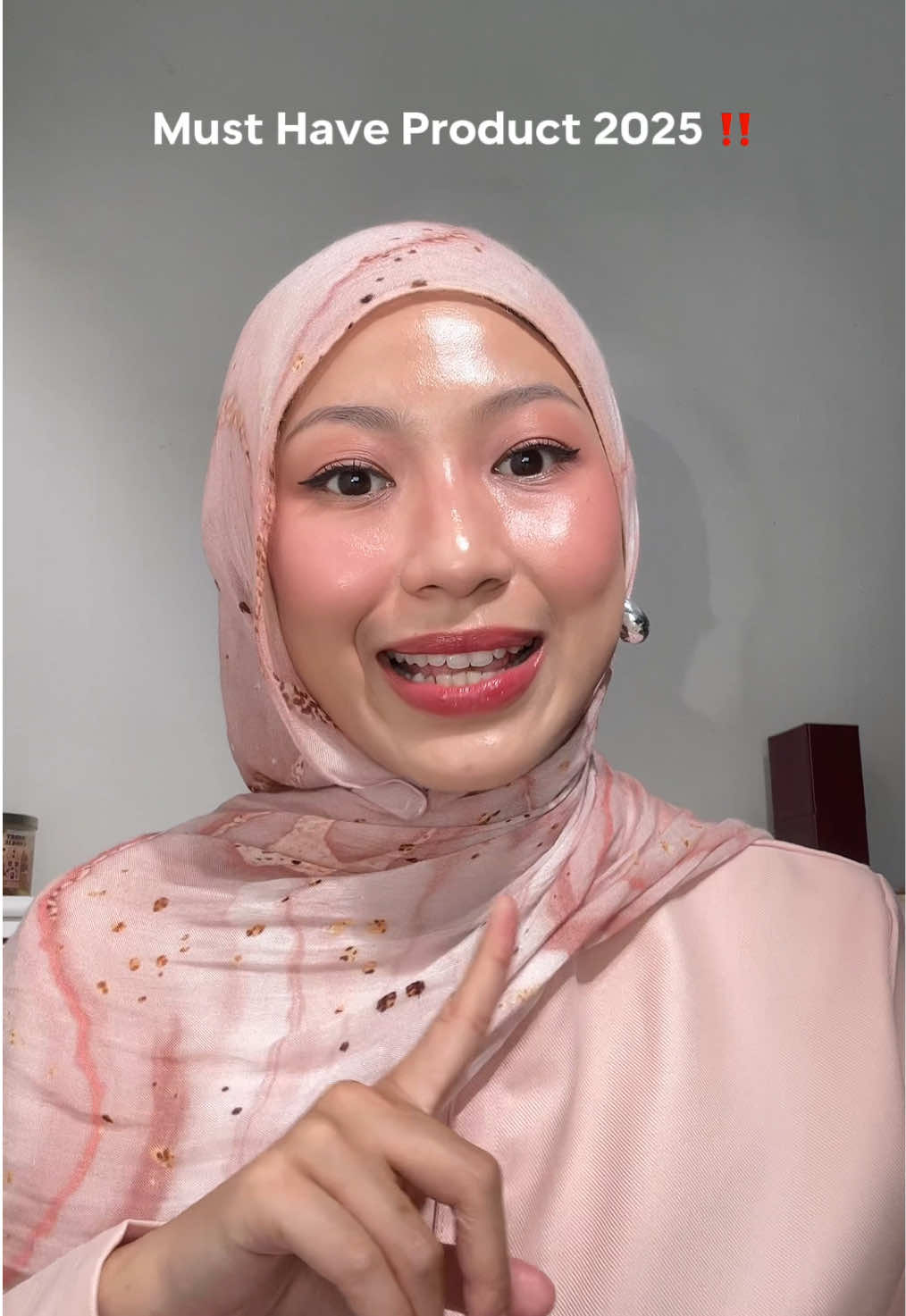 harus coba sih tinted sunscreen judydoll! super satset banget karena udah 6-in-1 jadi hemat jugaa! #tintedsunscreen #skintint #bestbuy 