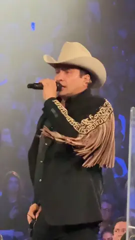@Julión Álvarez @podologojessaelramirez  Que soy un cabro…😂  #julionalvarez #julion #palenque #fiestasdeoctubre #viral #concierto 