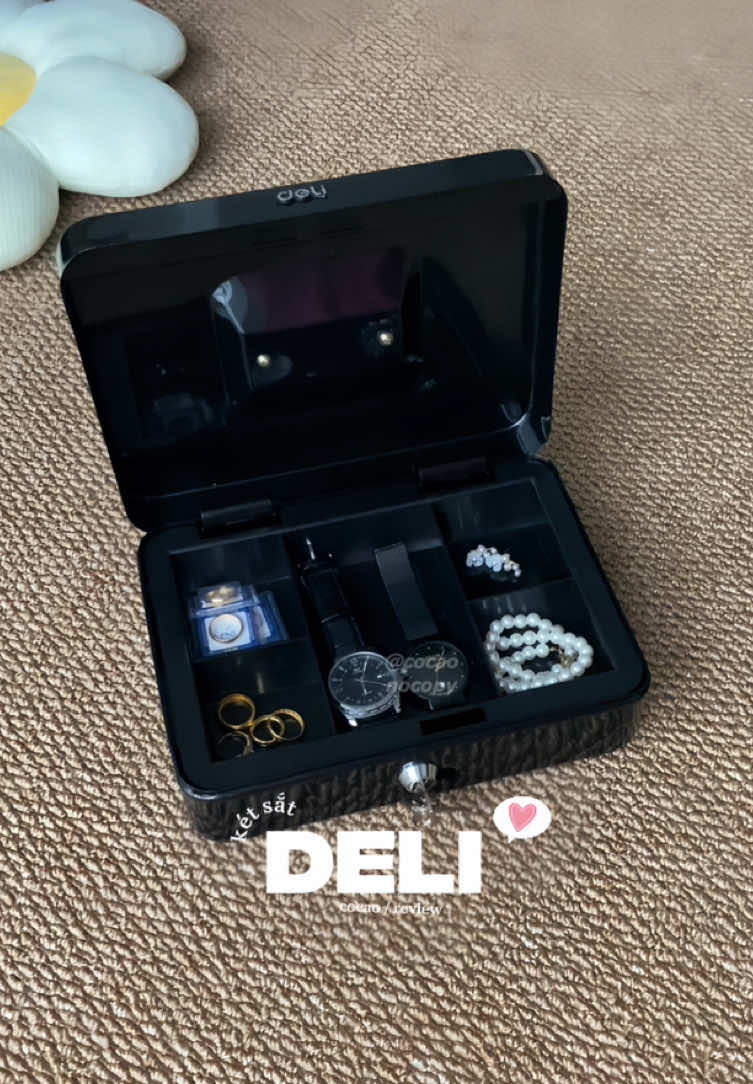 Két sắt chia ngăn tiện quá nè mí bà ✨💸 #ketsat #deli #ketsatmini #ketsatdeli #giadungtienich 