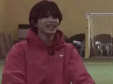 今日は @mao とコラボです😽 毎回毎回天才すぎるしこえあるのも天才だしどっから持ってくるかみんな教えてください @︎︎ @めーこぶ @se_7 @aotab @さき @弥. @彩. @𝘒𝘶𝘳𝘶𝘮𝘪. @ここ @𝘺𝘶𝘳𝘶. @雪 璃 .  #超特急 #草川拓弥 #コラボ #fyp #伸びて 