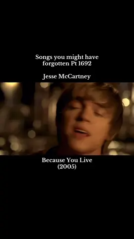 Feels weird to know I only live 25 minutes away from where a few of these scenes were taken. Part 1692 as requested by @12345, @SiPeNdEk〽️ and @clara #throwbackmusic #throwbacksongs #songsyoumighthavebeenlookingfor #forgottenhits #forgottensongs 