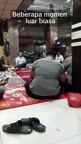 Bocoran LIVE! Beberapa momen LIVE saya. Pantau LIVE untuk menikmati pengalaman seutuhnya. #tiktoklive #livehighlights