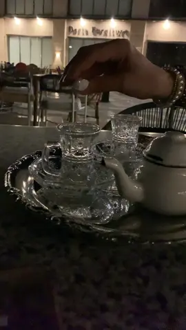 أنا من الطبقه الخايبه 🙆‍♀️😂😂 #الطبقة #fyp #foryou #foryoupage #fyppppppppppppppppppppppp 