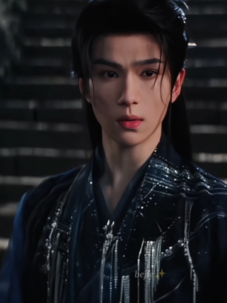 ini milih dua-duanya boleh gak sih😭🤏 btw, ada yang panas tapi bukan api🤣 #cdrama #yuchengen #luyuxiao #houminghao #loveintheclouds 