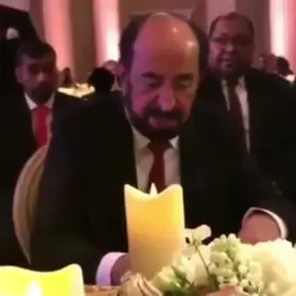 لا تشد حبال الفصل جاريها . #الشيخ_سلطان_القاسمي #sharjahdrafts 