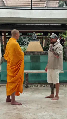 I RETREAT BTS! 🎬 This was an absolute amazing experience spending four days one on one with some of the most experienced intelligent wise and enlightened monks in the whole of Thailand in a private luxury property. This really did prepare me for the next 35 days of isolation in the monastery out in the mountains in the middle of the jungle. 🫡