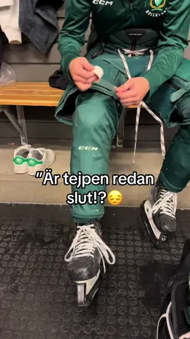 Äntligen är vår första prototyp klar😍#fyp #powerstrap #hockey #viral #färjestadbk @UFvarmland 