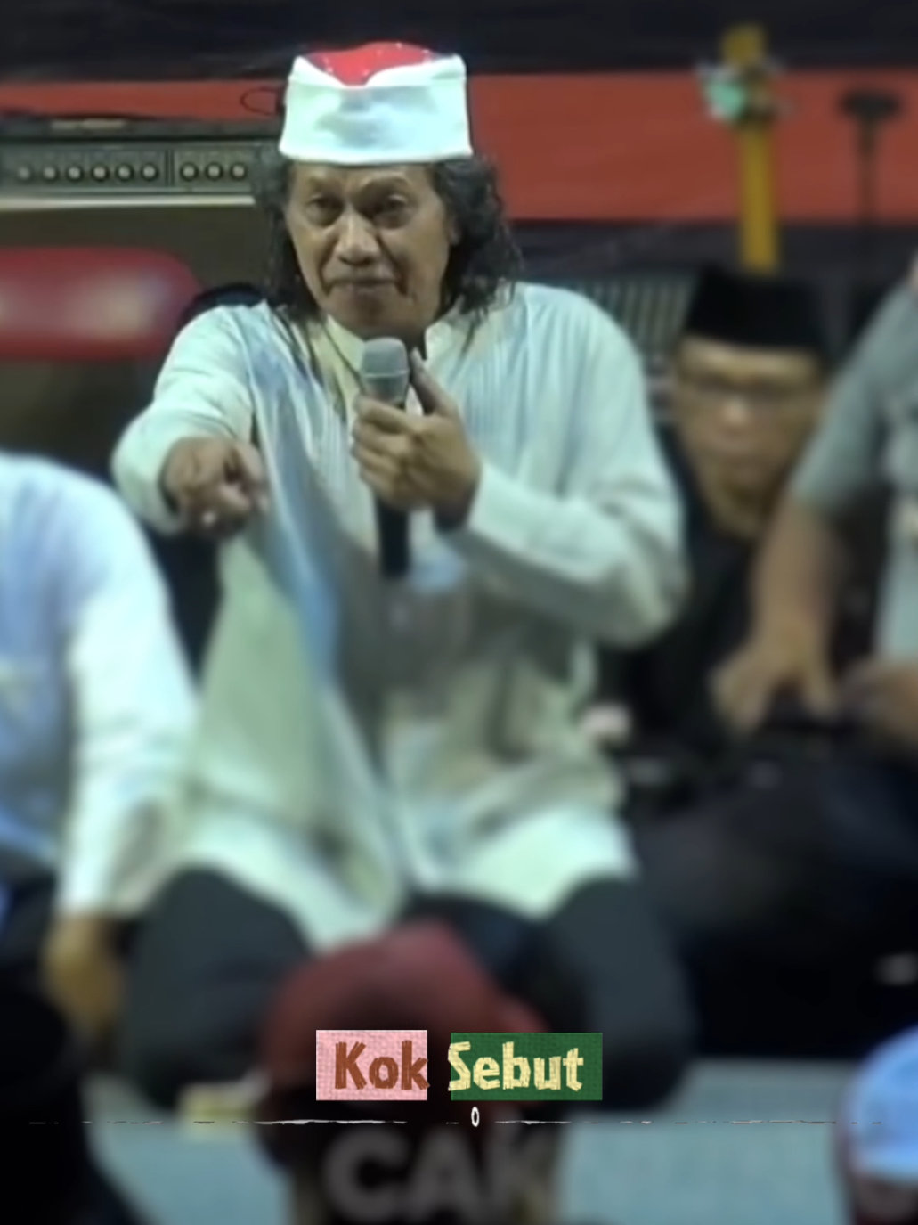 ngaji rame rame bareng Mbah nun part 02 ! . . . mau bikin kaos tanpa minimal order? hanya di @santrimanstudio ! . . #ngaji #caknun #caknunquotes #santri #fyptiktok 