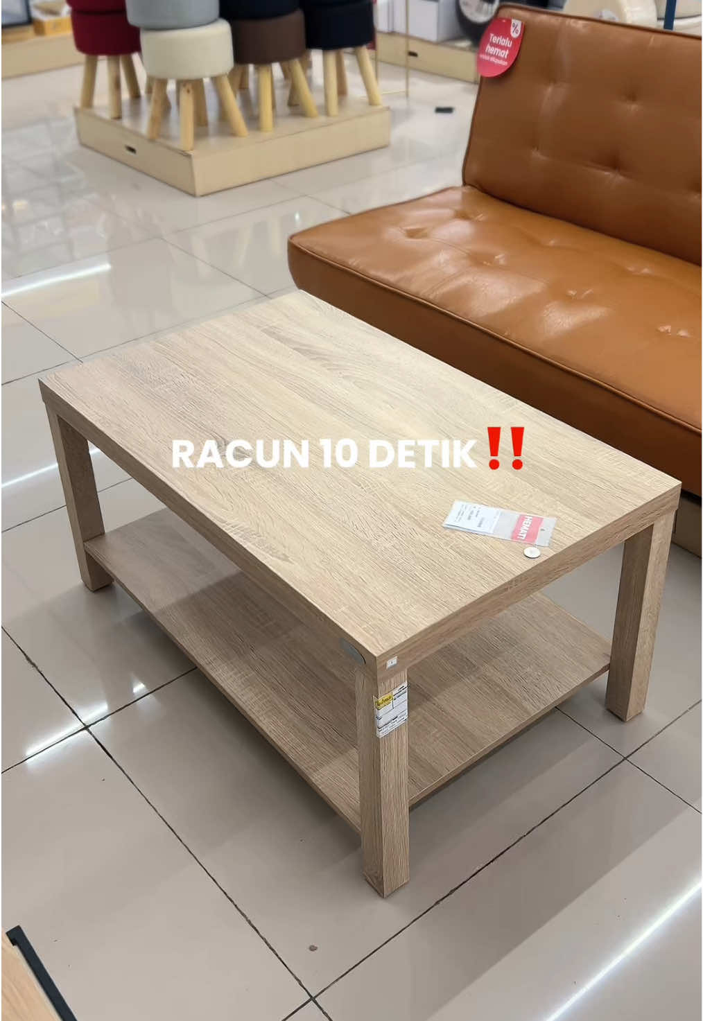 meja tamu minimalis dengan harga yang ekonomis cocok banget buat disimpen depan sofabed nih sahabat selma. cek keranjang kuningnya kalau mau dapet diskon tambahan yaa✨  #mejatamu 