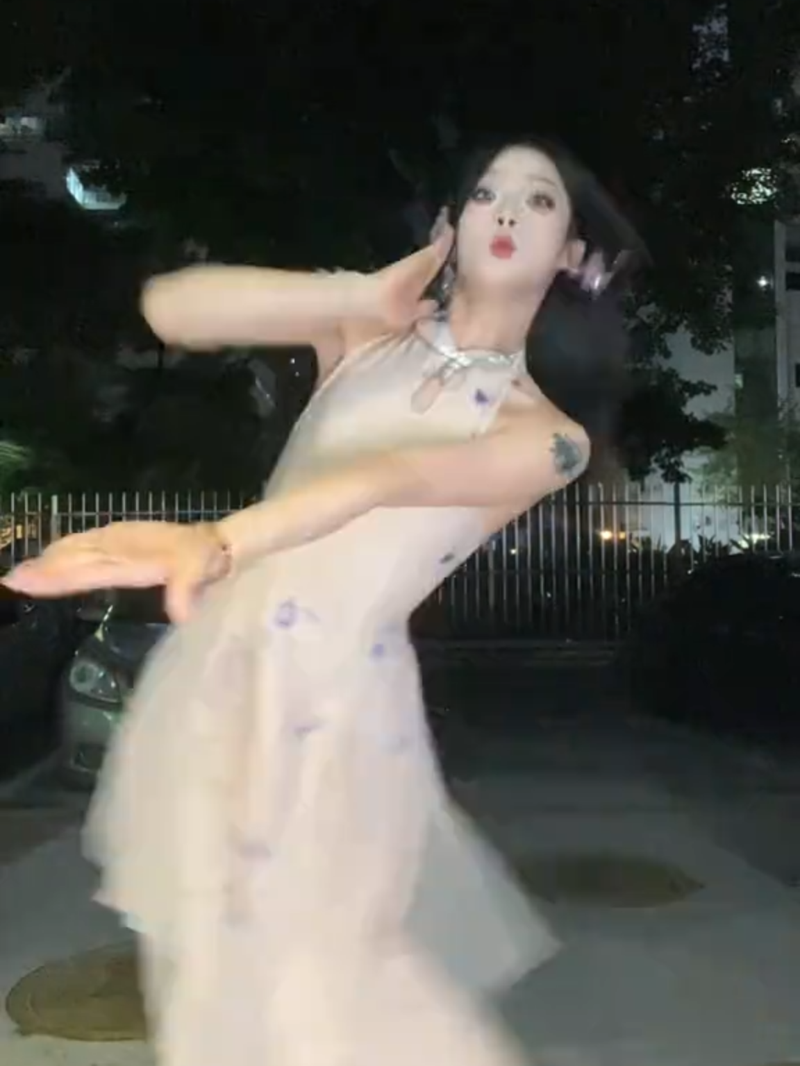 舞你咦嗶咦嗶咦嗶 #funny #dancing  #shortsfunshow