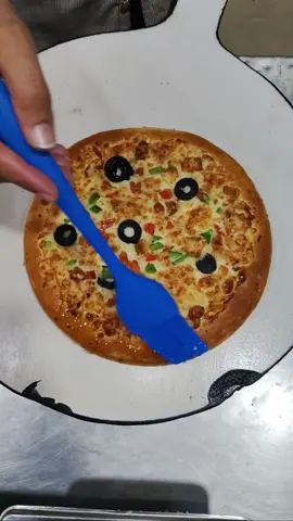 ya Konsa Pizza ha Friend's Btao..S/M/L/👨🏻‍🍳🤍❓#pizzalover #viralvideos #chefumair #unfreezemyacount @Cнᴇғ Uмᴀιʀ Aκнтᴀʀ 🤍👨🏻‍🍳 