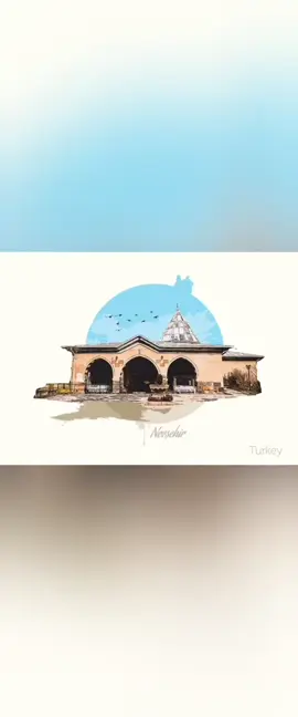 Hacı Bektaş-ı Veli Külliyesi, Anadolu’nun tasavvufi mirasının en önemli merkezlerinden biri. 13.–14. yüzyıldan beri hem öğretisi hem de insanlara bıraktığı hoşgörü mesajıyla biliniyor; bugün külliye müze şeklinde ziyaret edilebiliyor.  Külliyenin yakınındaki “Delikli Taş” ise yerel anlatılarda özel bir yere sahip: halk arasında buradan geçenin günahsız olduğuna dair inançlar, çilehane olarak kullanıldığına dair hikâyeler anlatılır — ziyaretçiler için manevî bir duraktır.  #hacıbektaş  #Deliklitaş  #hacıbektaşveli  #Alevilik #nevşehir 