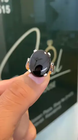 Natural Black Aqeeq Handmade Chandi Ring in 925 Quality now available at Jewelhouse. Customization Available. For order booking and more Information Kindly Contact Our Whatsapp Number Given in the Main Page Bio Details. #saudiarabia #viralvideo #trending #foryou #jewelry 