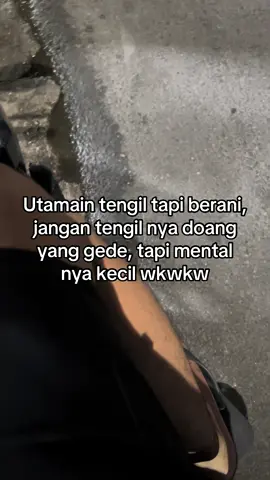 🗿