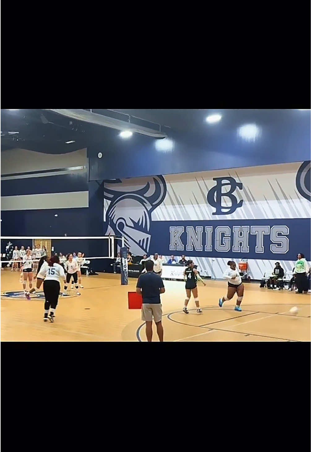 Game sense = points on the board 💪 #VolleyballIQ  #volleyball #highlights #1 #hustle 
