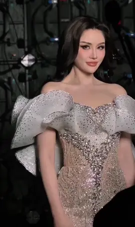 🥈 2ND RUNNER UP MISS UNIVERSE LAOS 2025 Everning gown: Nes Warayut Make up : KO Pharnuphat @Rosy 🥀 