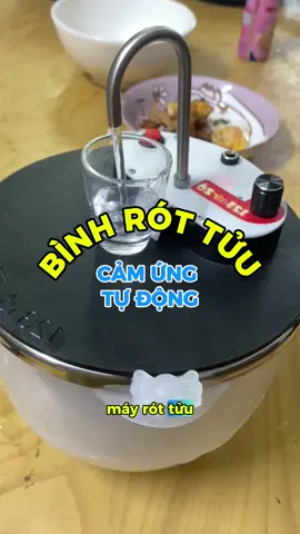 Máy rót tửu tự động cho anh em đây, nhanh tiện lắm, rót chuẩn từng giọt luôn ạ #mayrotruou #mayrotruoutudong #binhrotruoutựđộng #binhrotruou 