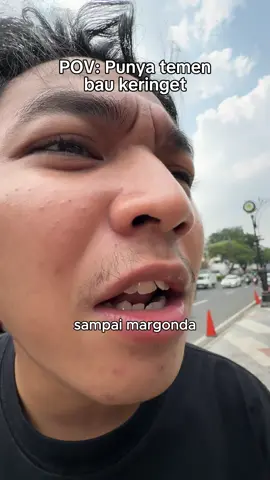 Nganterin Jayadi ke Depok buat nyari tanah tapi gk ketemu”😭. Malah mampir ke Mall Margo City buat beli parfum🙏🏼. Buat Warga Perut yang tinggal di Depok langsung dateng ke boothnya @Heaven Scent Indonesia di Mall Margo City karena lagi ada promo buy 1 get 3!🔥💯 #heavenscent #heavenscentperfumery #perutkram #genz #marah 