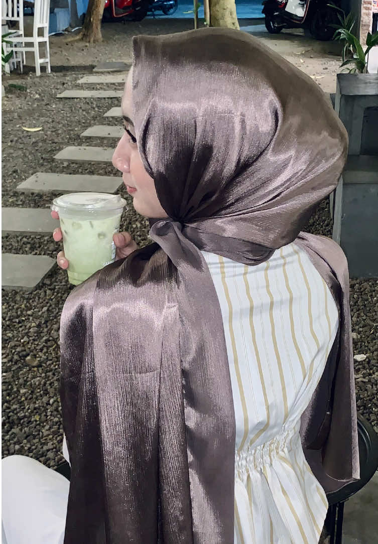 outfit wanita kemeja🐻🤎#fyp #foryoupage #masukberanda #kemejawanita #slimfit 