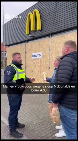 Mcdonalds gesloten ivm plaatsing AZC 🤣 #mcdonalds 
