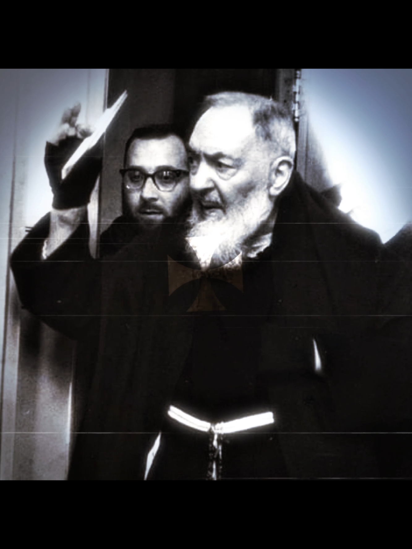 Proclamo, com toda a força da minha alma, que rejeito Satanás, suas obras e suas seduções. Renuncio a toda sombra de engano e mentira, e me uno à luz de Cristo, Senhor e Rei eterno. A Santa Igreja Católica, fundada sobre a rocha de Pedro, é a única arca de salvação. Nela, pela graça dos sacramentos e pela verdade do Evangelho, a vitória de Deus sobre o inferno se renova em cada alma fiel. Que o Coração Imaculado de Maria triunfe sobre todo o mal, e que a Cruz de Nosso Senhor Jesus Cristo seja nossa defesa e glória por toda a eternidade. | ✝️ // #traditional #catolicos #jesus #church #pagan 