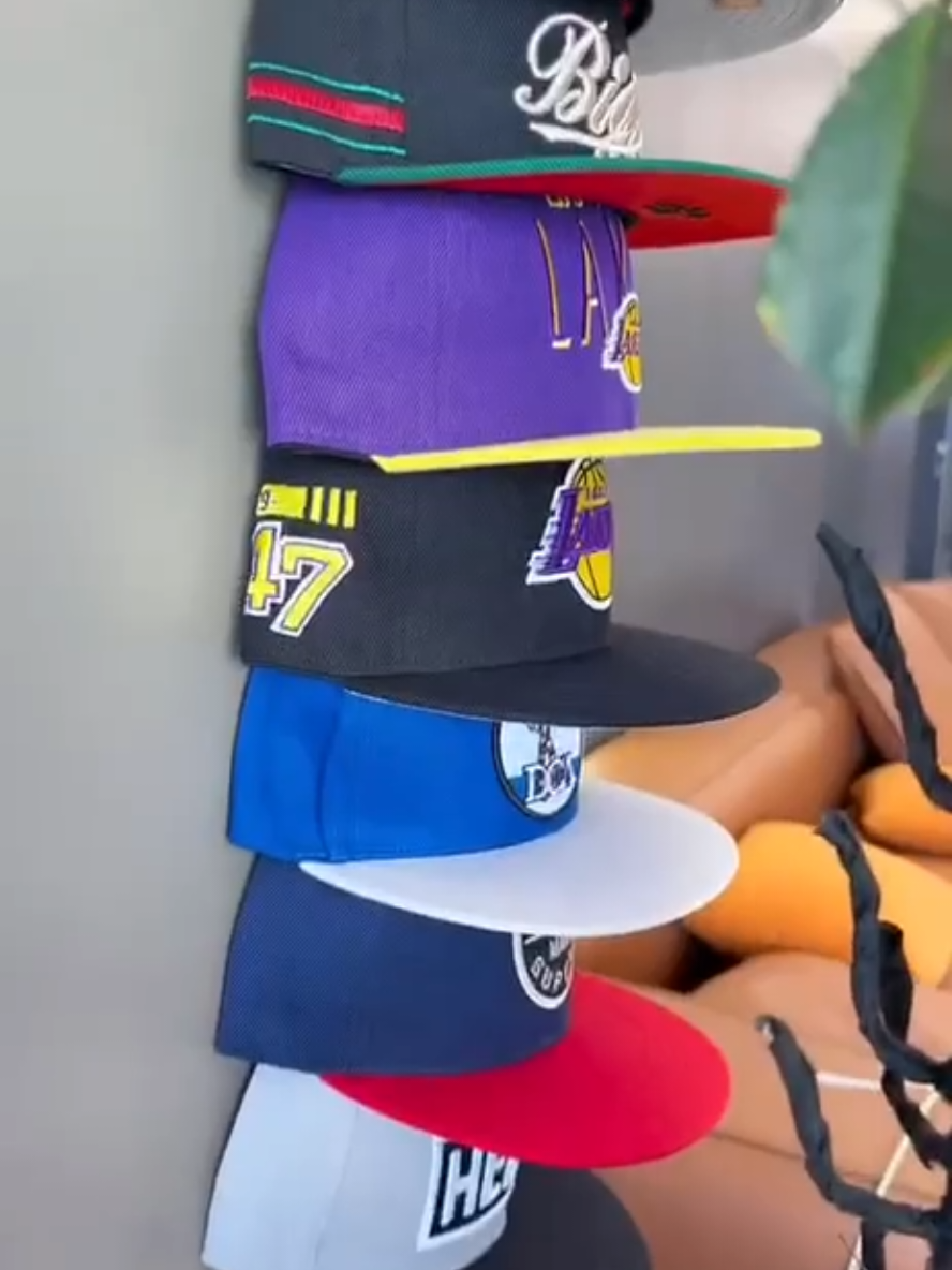 Suporte Expositor Organizador Para Bonés ; . . .  #organizador #bone #tiktok #tiktokviral #creatorsearchinsights 