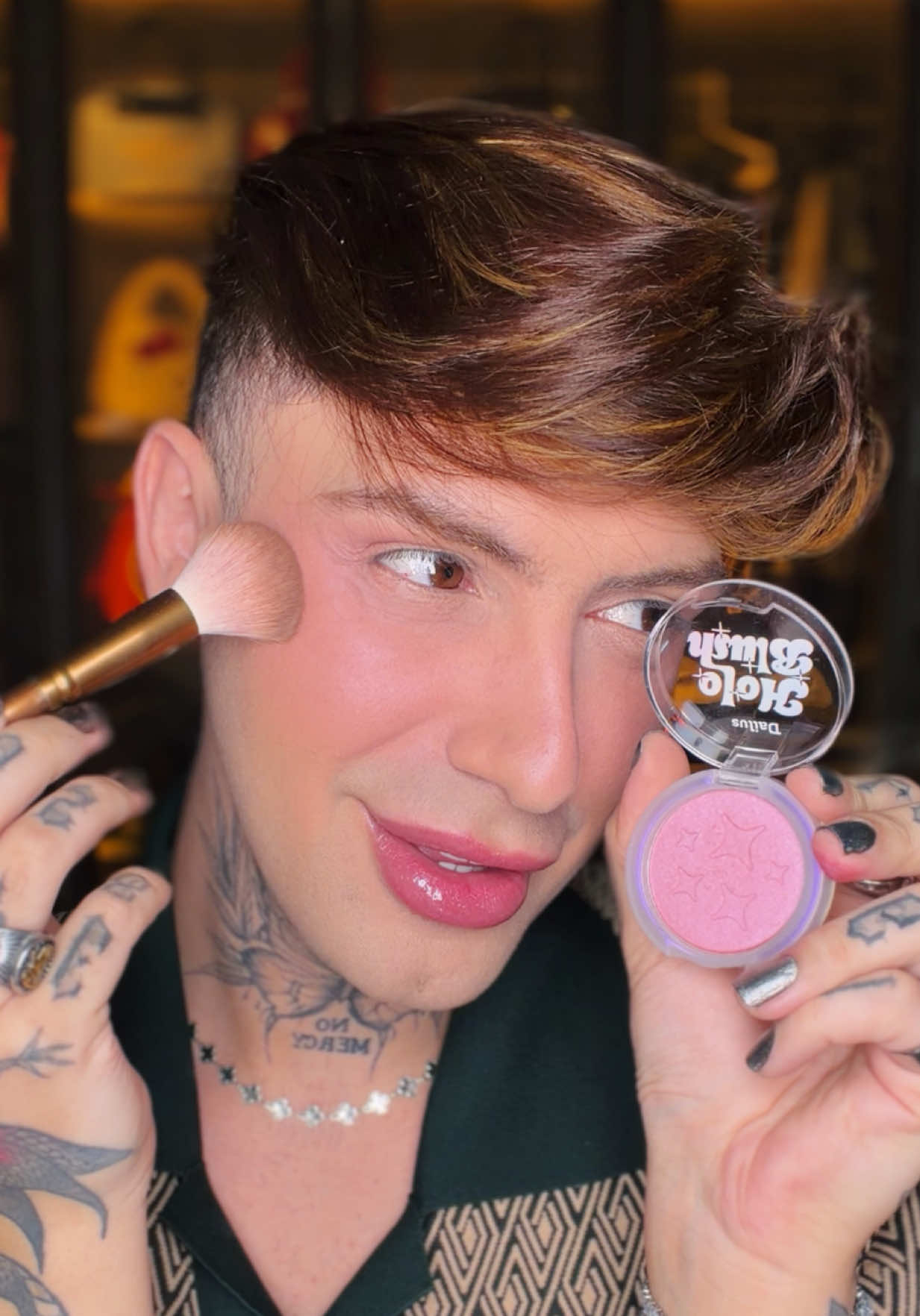 BLUSH HOLOGRAFICO DA DAILUS 😱 #blush #maquiagem 