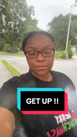 There are 77 days left in this year. Seventy-seven chances to show up for yourself and make small choices that add up to something big. You don’t need to change everything overnight, you just need to decide that today matters. Every glass of water, every workout, every time you choose discipline over comfort, you’re proving that you can do this. Stop waiting for the perfect time or for January first, because this is the time. The person you want to become is built right here in these final weeks, in the quiet moments when no one’s watching. Take the small steps. Drink your water, move your body, get enough sleep, and eat meals that make you feel good. When you mess up, don’t quit, just get back to it. Those small steps turn into real progress and real results. When the clock hits day seventy-seven, you’ll look back and realize every effort was worth it. Start now, keep showing up, and finish this year stronger than you ever imagined. #fitnessmotivaton 