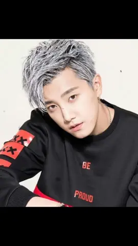 Good news: Fan Shiqi's concert canceled due to illness, wishing him a speedy recovery from the disease A ghost in human skin, causing Yu's death, thinking they could cling to power, but ultimately unable to escape the fate of being used as a shield and destroyed. The cycle of justice prevails, first, the masses won't buy your story, just wait to eat prison food. Mango stocks plummet, spit out all the ill-gotten gains you pocketed!  #foryou #justiceforyumenglong #YuMenglongFallingEvent 