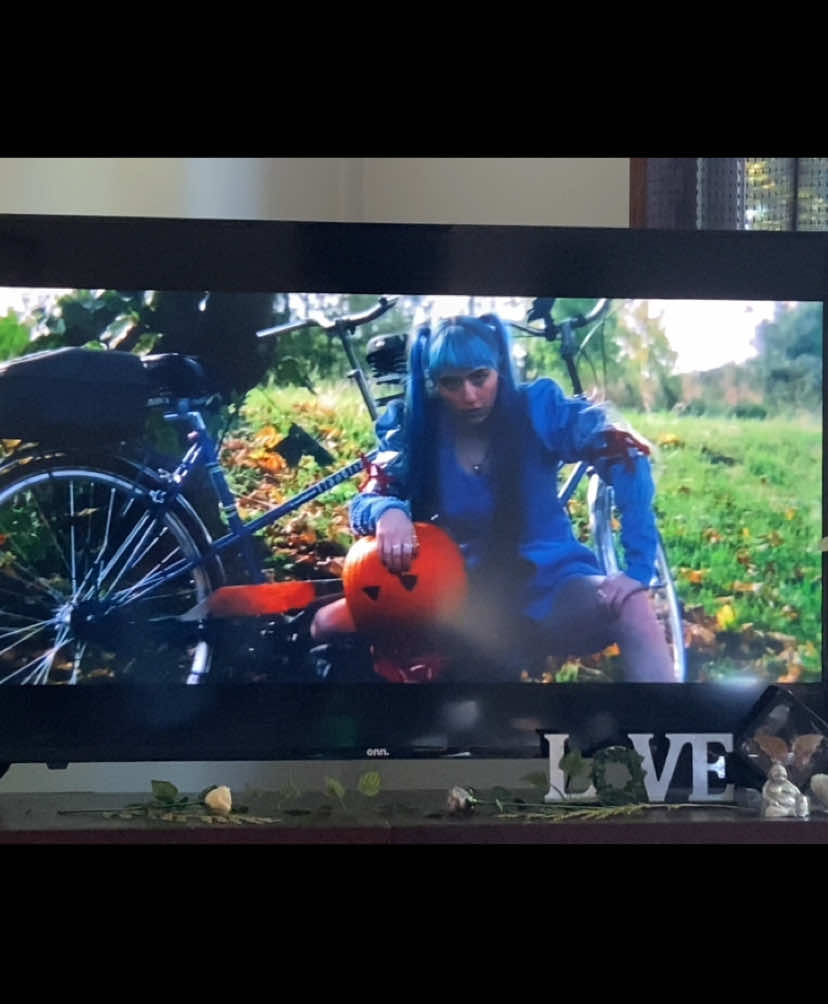 Ashnikko Halloweenie  HAPPY SPOOOOOKY SZN ! 👻 🎃 🔪 maybe if we tag her enough she will make another for 2025 #SPOOKY #ashnikko #halloween #spookyszn #spookyseason 