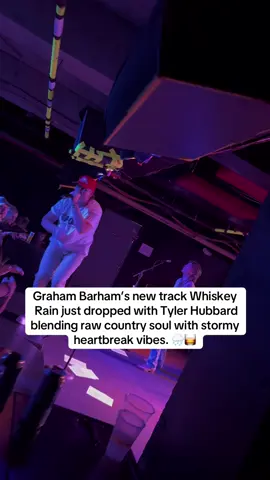 Graham barham is on fire nowadays #WhiskeyRain #GrahamBarham #TylerHubbard #CountryShock #HeartbreakAnthem 