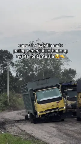 Tante Tante culik aku dong😫😭 #fyp #fyppppppppppppppppppppppp #masukberandafyp #foruyou #storysad 