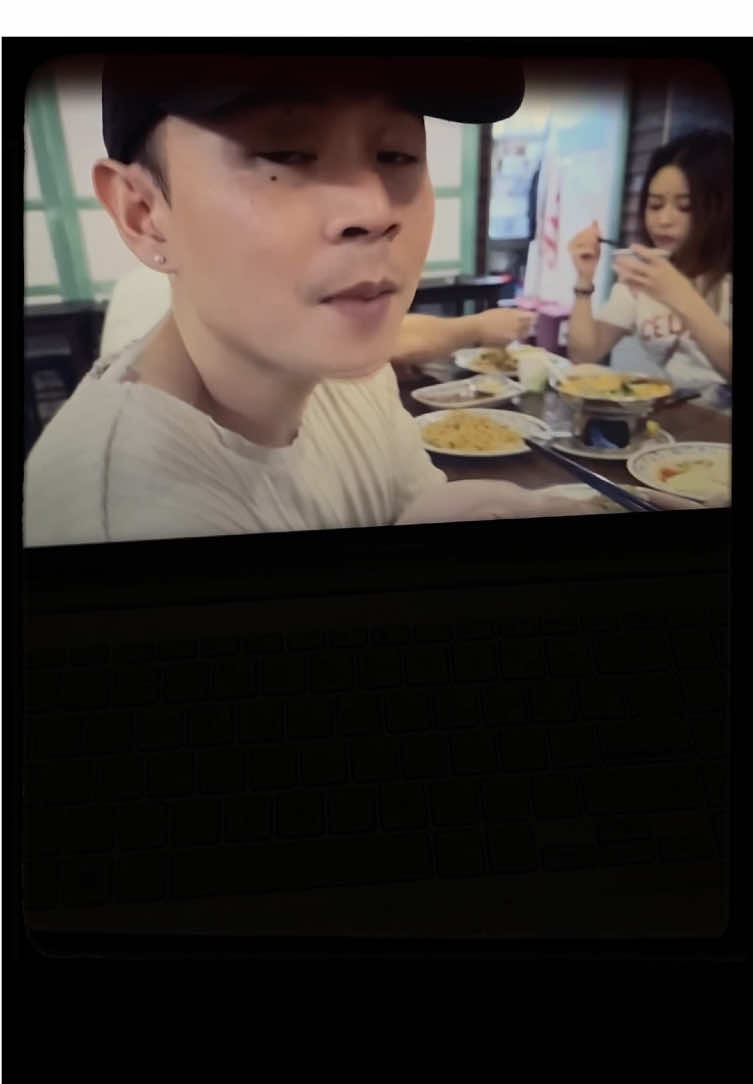 Nếu là đúng người, muộn một chút cũng không sao #tinhyeu #buon 