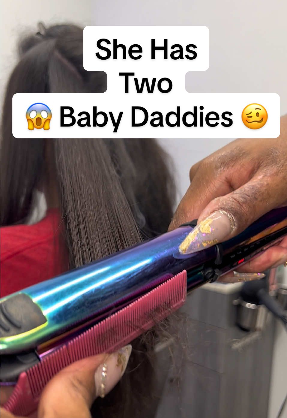 I could not believe what I was hearing when my client was telling me this story. I am so glad her hair came out so smooth during this blowout, and I’m glad she got those ends trimmed. Tell me what y’all think about the story on the comments.  😍🤭💖😘 #storytime #blowout #hairtutorial #hairtok #hairschool 