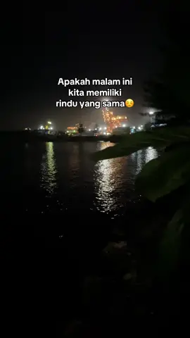Sioo cinta hodetoni hininga.🤭😇#4u #foryoupage #laguhalmaherasiocinta#katakata #fypシ゚ 