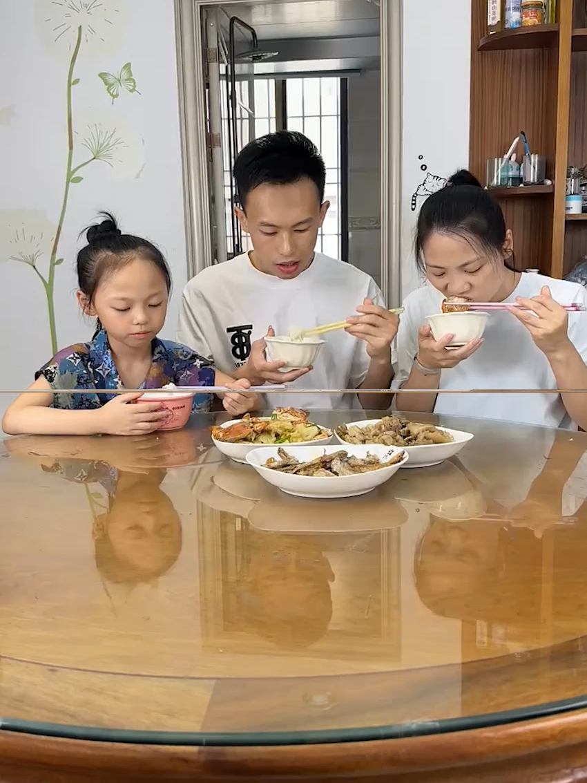 Funny Family #Funny #Funnytiktok #Funnytiktok #challenges #challenges_tiktok #funny tik tok video #funnychallenges #videofunny #challenge #challengetiktok