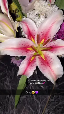 send to your friend cos she pretty.💕 #flower #beautiful 