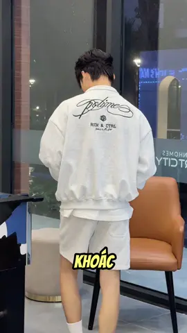 Tín hiệu vũ trụ đó ae ạ #aokhoacni #aokhoac #xuhuong 