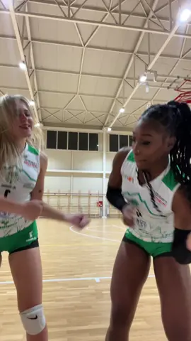 Had so much fun making these#bloopers😂 #volleyball #mediaday #fyp 