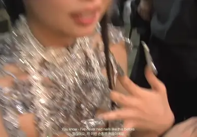 “outfit check!” “google that sh*t!” #JENNIE #jenniekim #jennieblackpink #jennierubyjane #fyp 