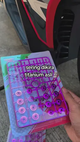 Ala ala baut klip body titanium, tapi sumpah detailnya keren banget,murah lagi😭gasinnn #masukberandafyp #aeroxalpha #aeroxmodifikasi #aerox155 #fyp 