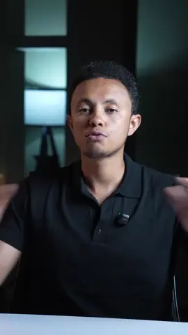 Most of you often ask me how to start an online business here’s my answer: Social Media Management is one of the best and fastest growing ways to make money online today. All you need is the willingness to learn, stay consistent, and be creative. The best part? You can build real skills and start earning in a very short time. Of course, we all know it takes money to make money but this time, you don’t need much to start. Take advantage of our New Year Round Discount before it’s gone! Registration link bio! #Yonasmoh #khilx #mohanbessa #yonile #hustlerhabesha 