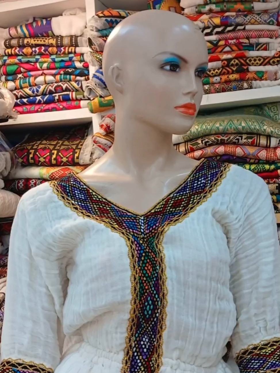 📎ብራንሉም  📍ኣዲስ ኣበባ , ሽሮ ሜዳ ህብር ህንፃ ቁ/2       B-13 📎እናንተ ብቻ የተመቸዎትን መርጠዉ ይላኩልን ሌላዉ እኛ እንጨርሰዋለን ✔️ለሰርግ  ✔️ለልደት  ✔️ለምረቃ  ✅️ለተለያዩ ፕሮግራሞ መርጠዉ ይዘዙን ወደ ኣሉበት ቦታ እንዲሁም ወደ ኣሉበት ሀገር እንልካለን 📞0901791653 📎Telegram t.me/harunhabesha 📩branlum4@gmail.com   WhatsApp  +251901791653 #branlum #habeshakemis #ባህላዊልብስ 