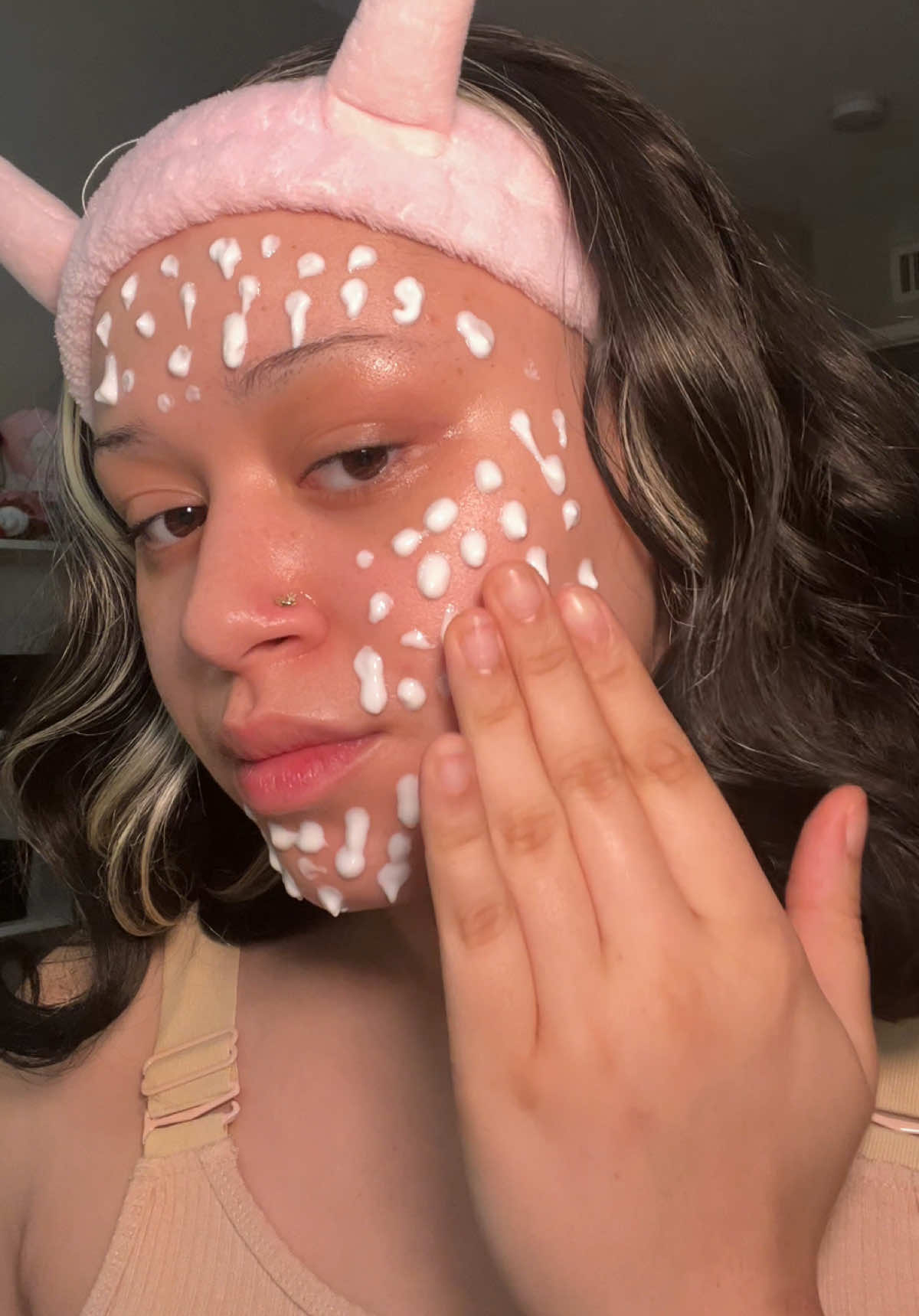 2-Step Skincare with @cleardea 💧💉 #glassskin #kbeauty #glowingskin #tiktokmademebuyit #hydrationboost 