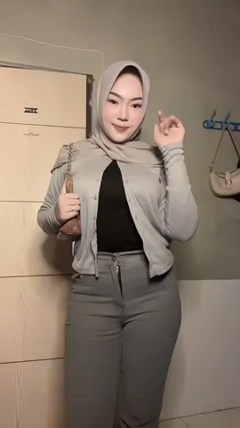 cutbrayy dibawah 100k an nihh, kalian wajib beli sih cutbrayy satu ini dari @GudangOutfit.id #outfitinspo 