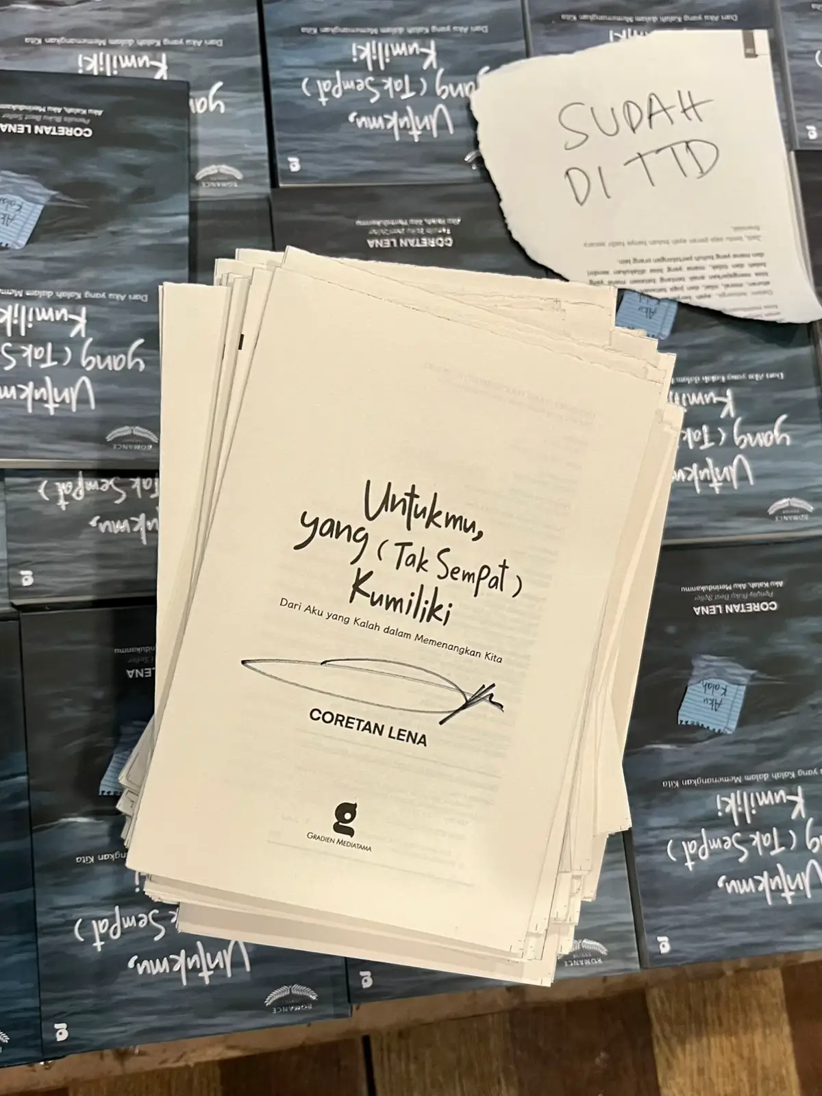 #untukmuyangtaksempatkumiliki 