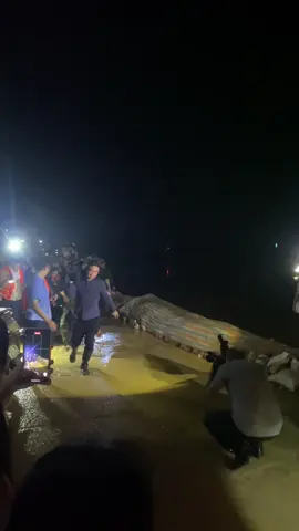 Cảm ơn Bác Chính đến hỏi thăm nhân dân ạ  #lũlụt 2025